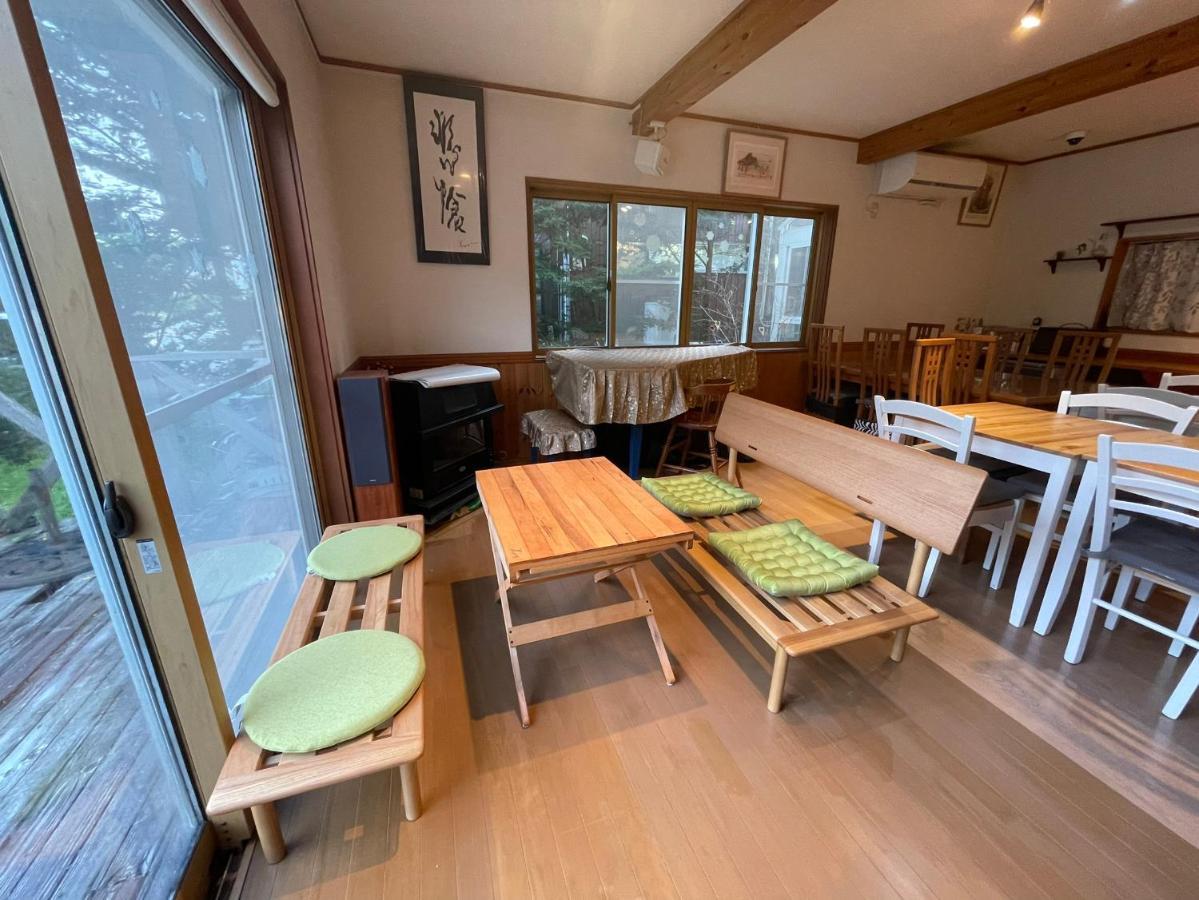 Guest House Chaconne Каруидзава Екстериор снимка
