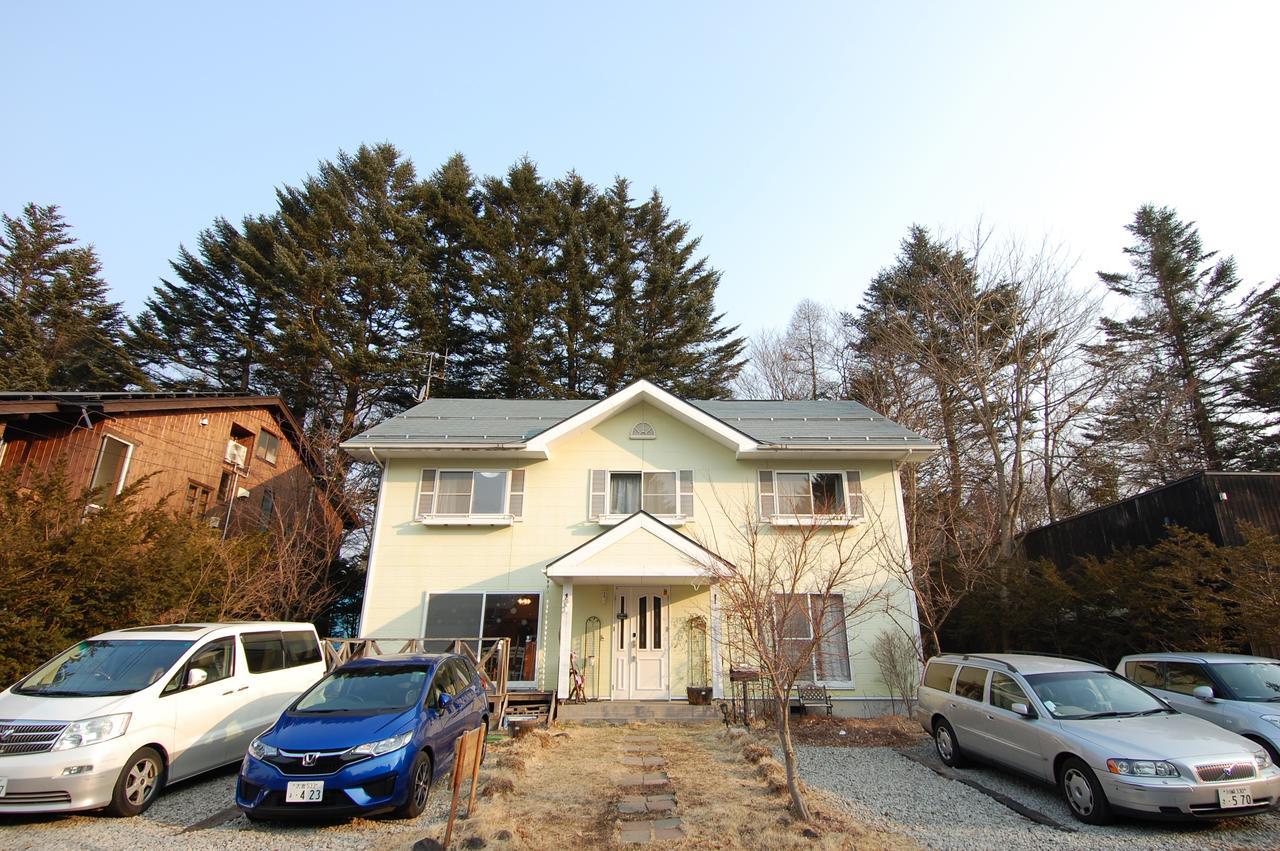 Guest House Chaconne Каруидзава Екстериор снимка