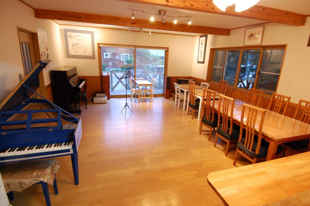 Guest House Chaconne Каруидзава Екстериор снимка
