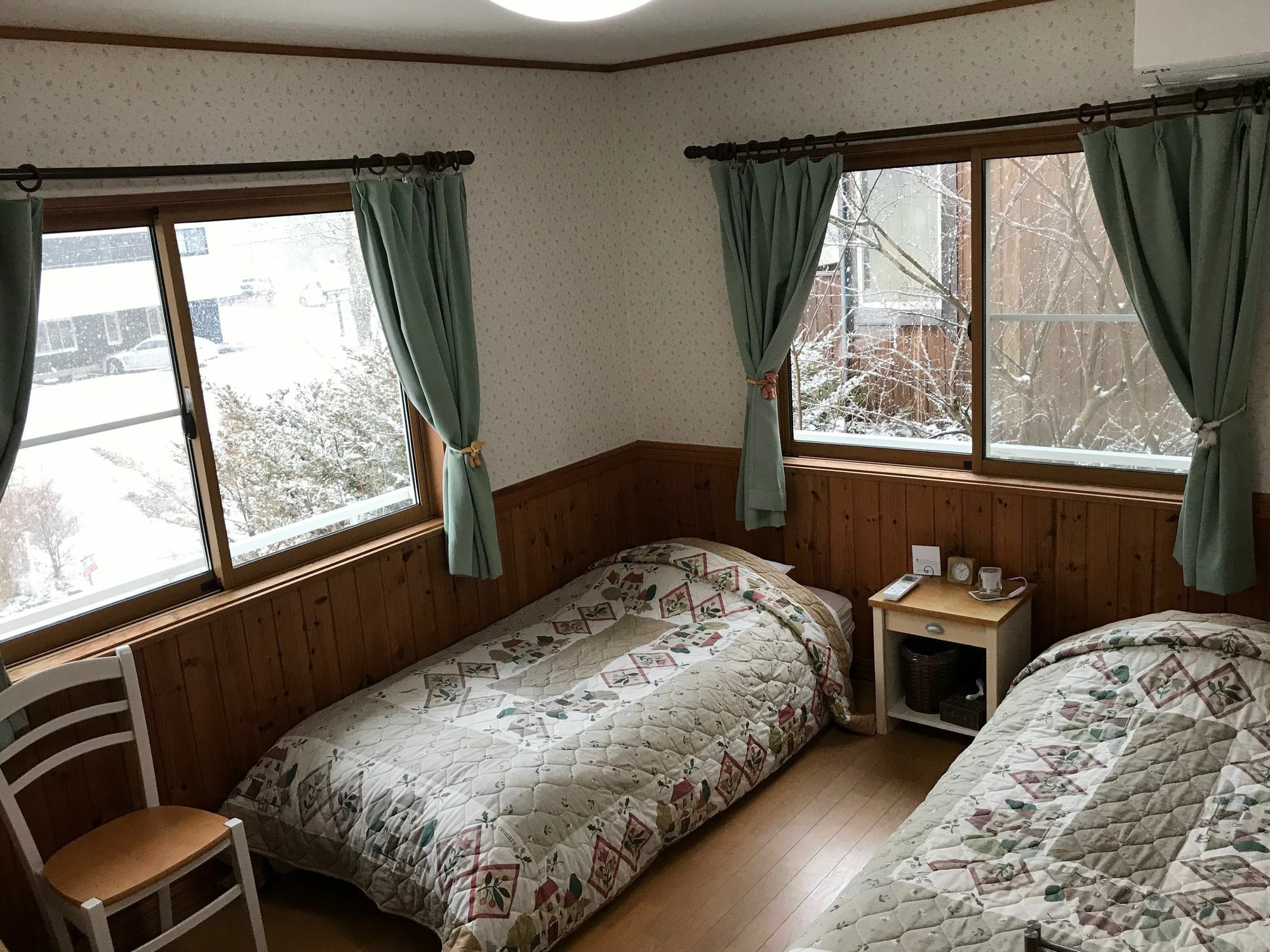 Guest House Chaconne Каруидзава Екстериор снимка