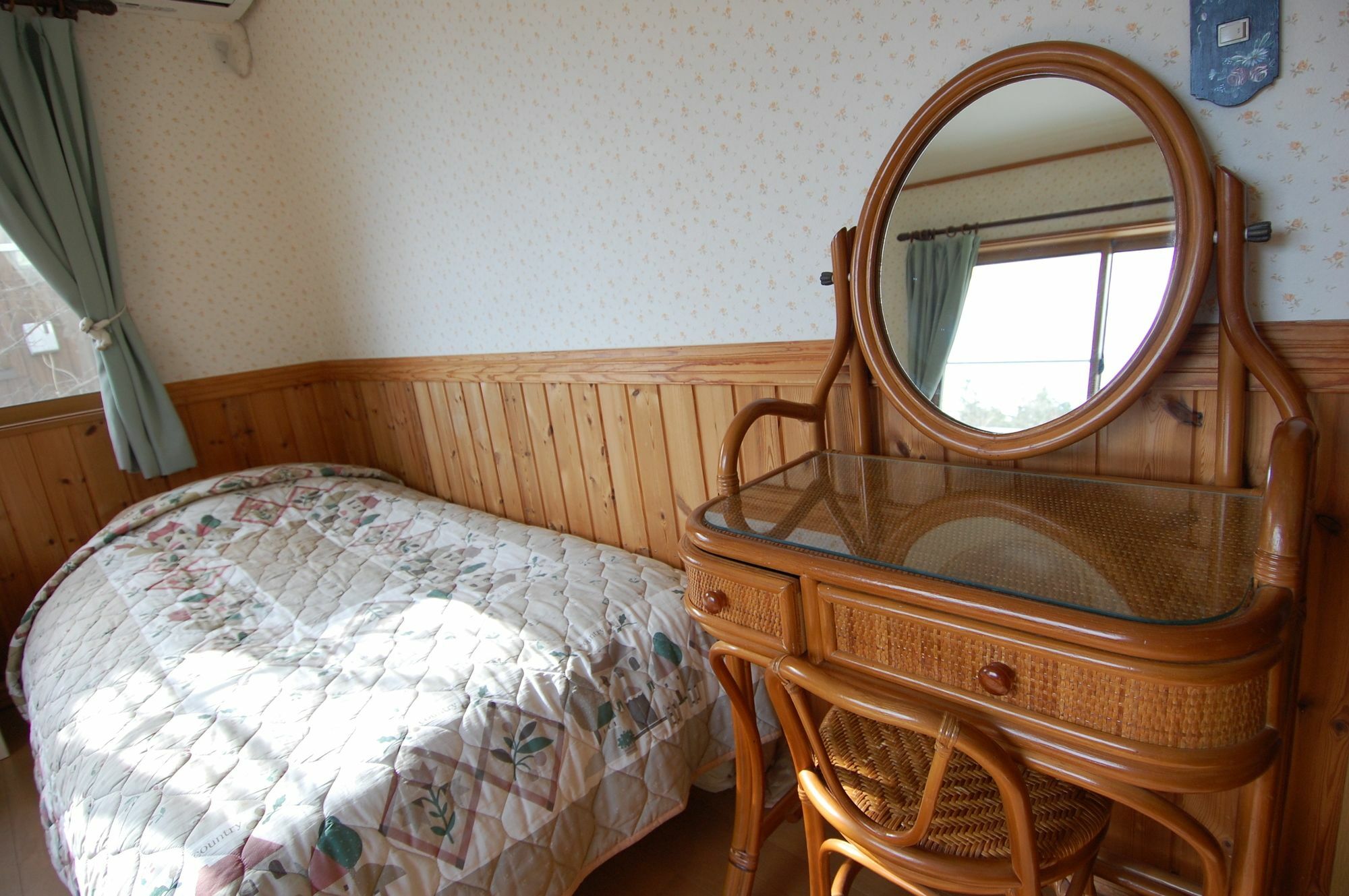Guest House Chaconne Каруидзава Екстериор снимка