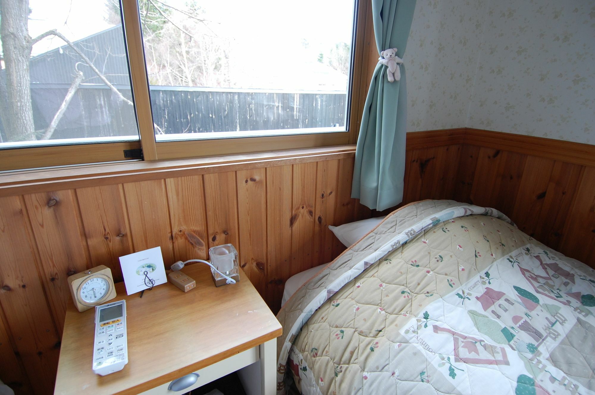 Guest House Chaconne Каруидзава Екстериор снимка